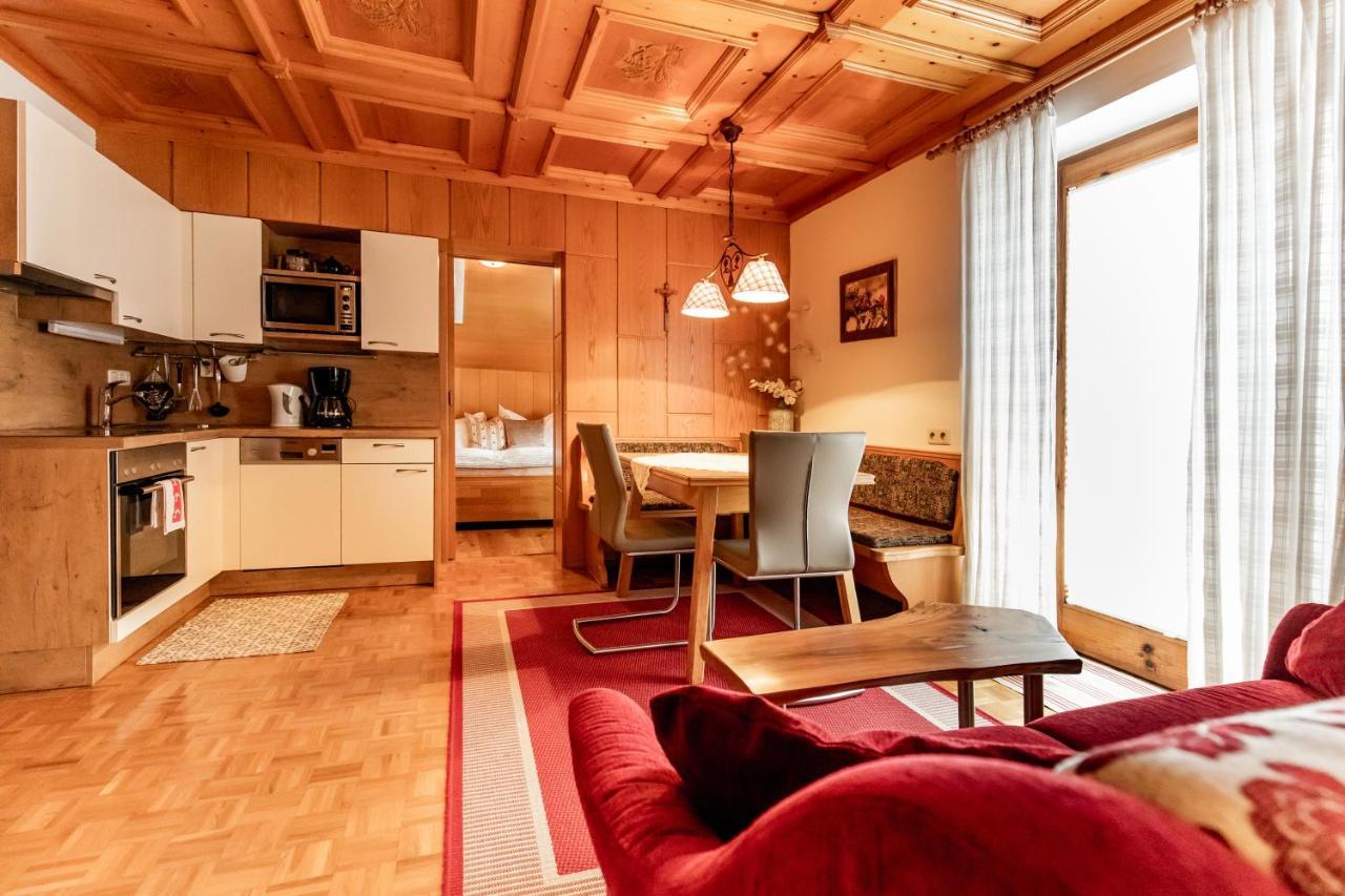 Holiday Im Gaestehaus Warter In Altenmarkt Altenmarkt im Pongau Buitenkant foto